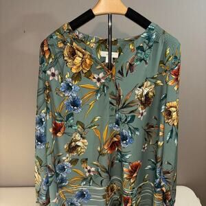 CJ Banks Green Floral Top (1X / XL)